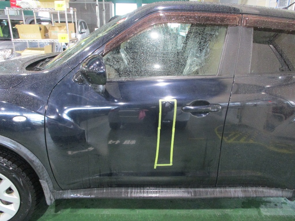 日産 ジューク フロントドア 凹みキズ 修理 鈑金施工事例 車の板金 キズ修理が安い 安心 モドーリー新潟エリア