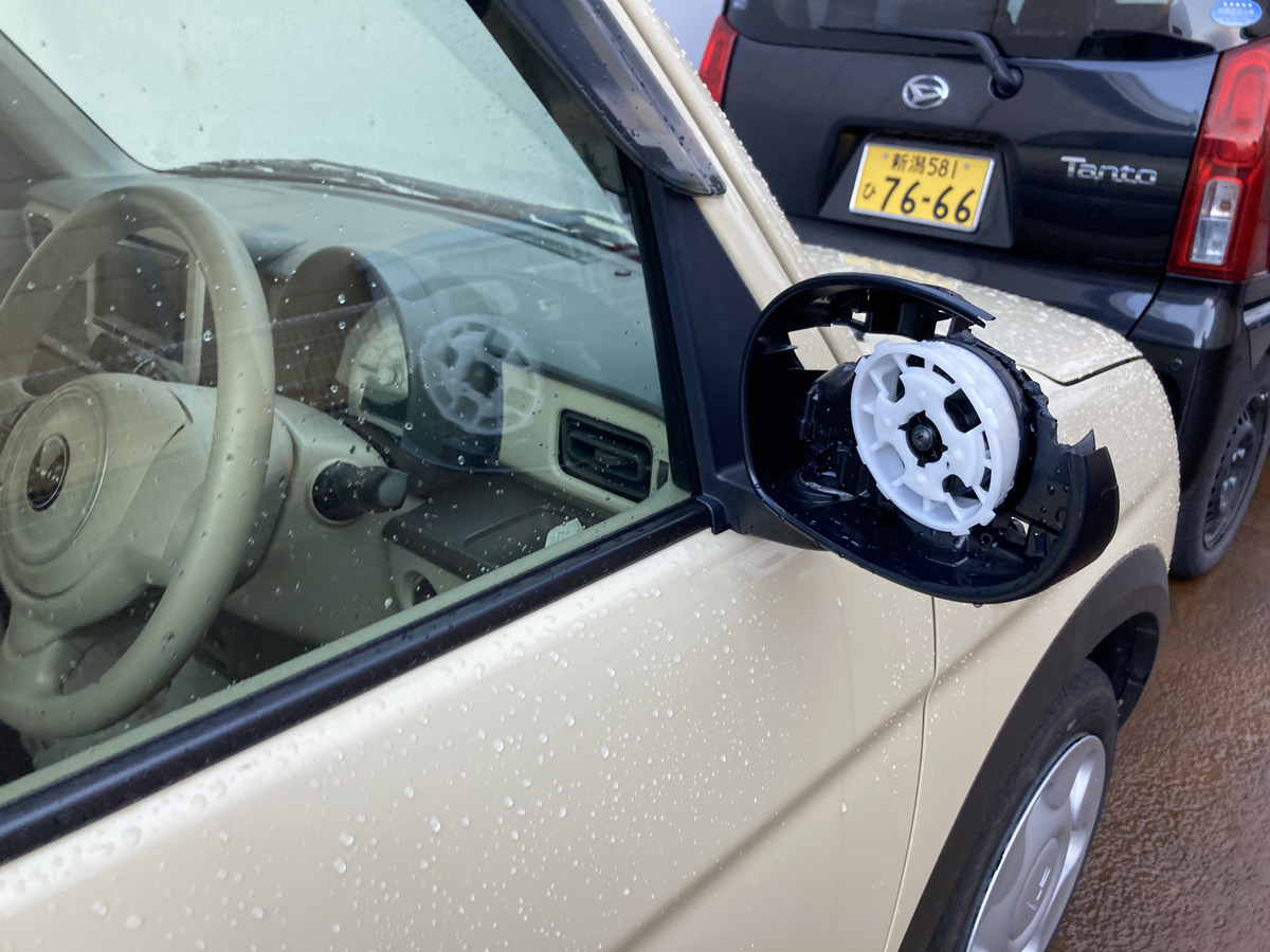 スズキ ラパン ドアミラー交換 | 鈑金修理事例 | 車の板金・キズ
